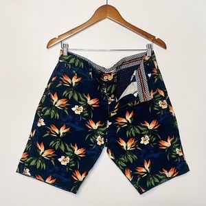 Cactus Man Tropical Floral Shorts | 32 Waist